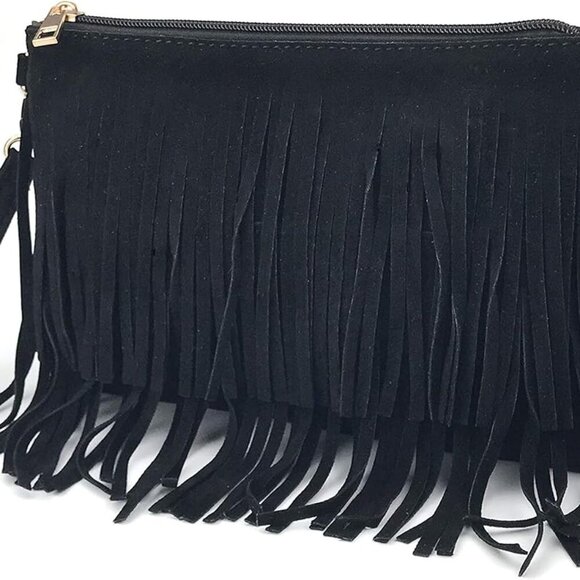 Elegant Black Faux Leather Crossbody Bag with Interior Pockets & Gold Hardware - Picture 1 of 7